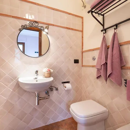 فيلة Cherubini 8&1, Emma