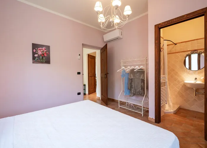 Villa Cherubini 8&1, Emma