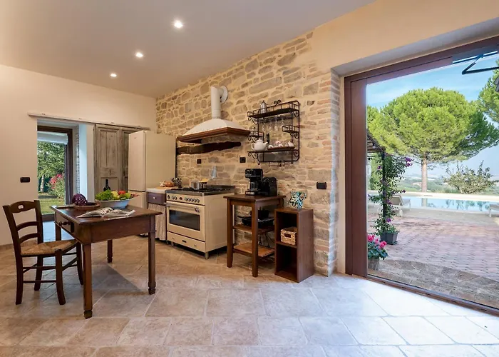 Cherubini 8&1, Emma Cingoli